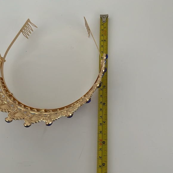BIEMBI Hair Jewelry Crown Tiaras for Women - Picture 7 of 9